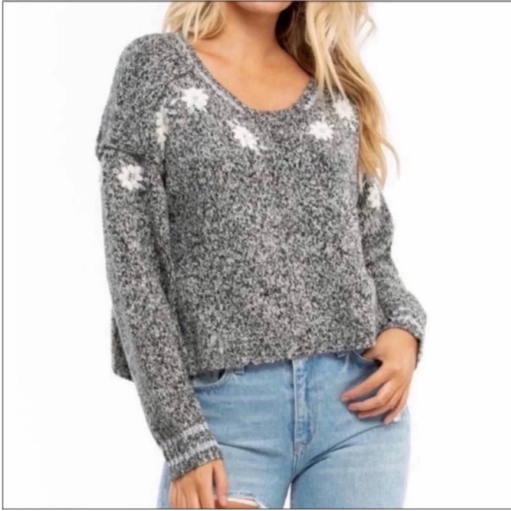 WILDFOX flower field Lewis sweater NEW